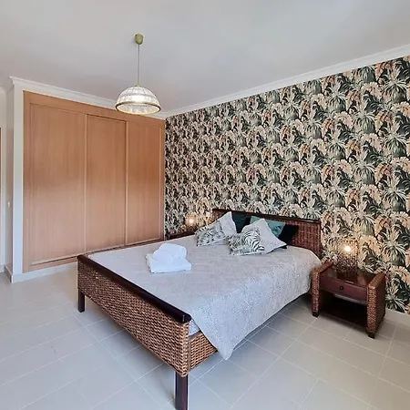 Sea Beside Apartamento