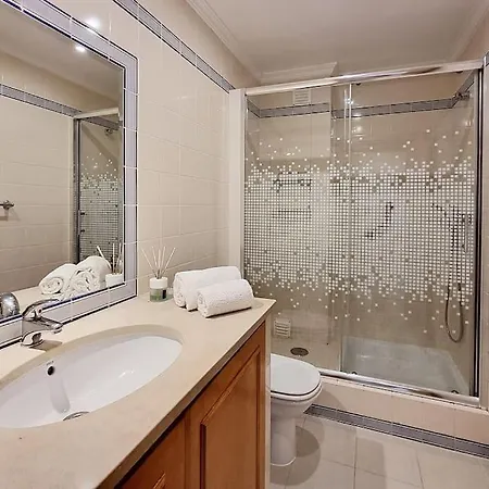 Sea Beside Albufeira